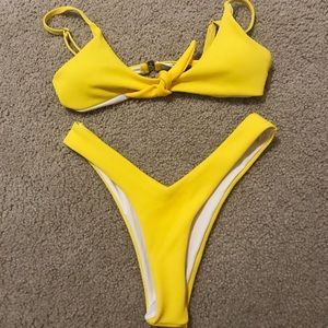 never worn yellow bikini